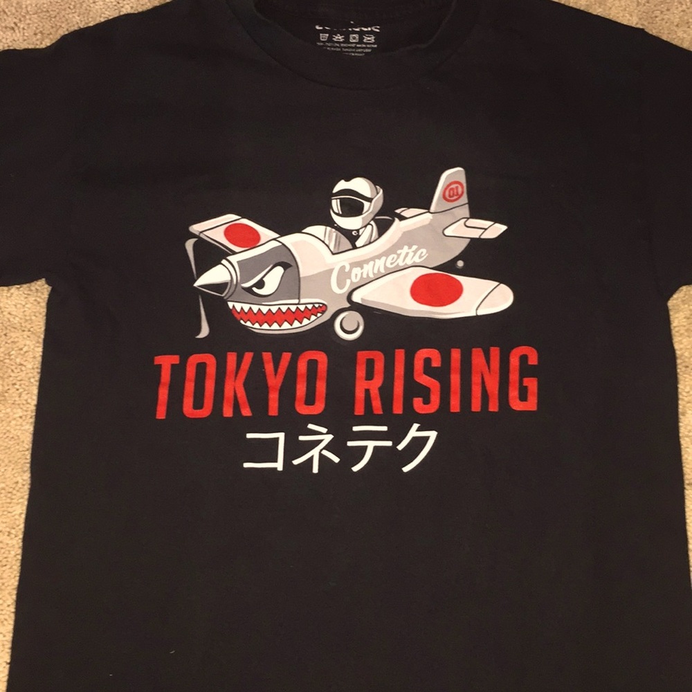 A black, (connetic brand) t- shirt